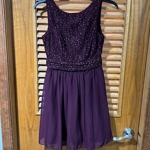 Juniors burgundy Speechless Dress-size 5